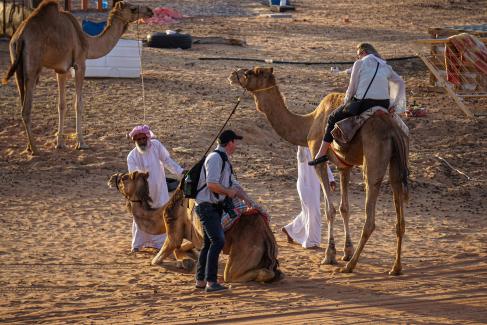 75d54-short-camel-ride-ww
