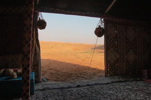 85fcc-Wahiba-Bedouins-private-camp--majles-and-dining
